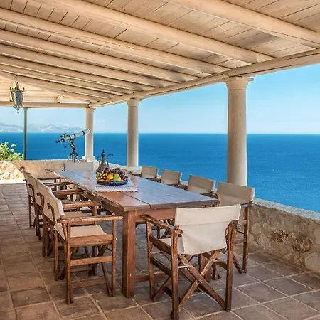 Sleeps 9 With Pool Air Con And Wifi Villa *